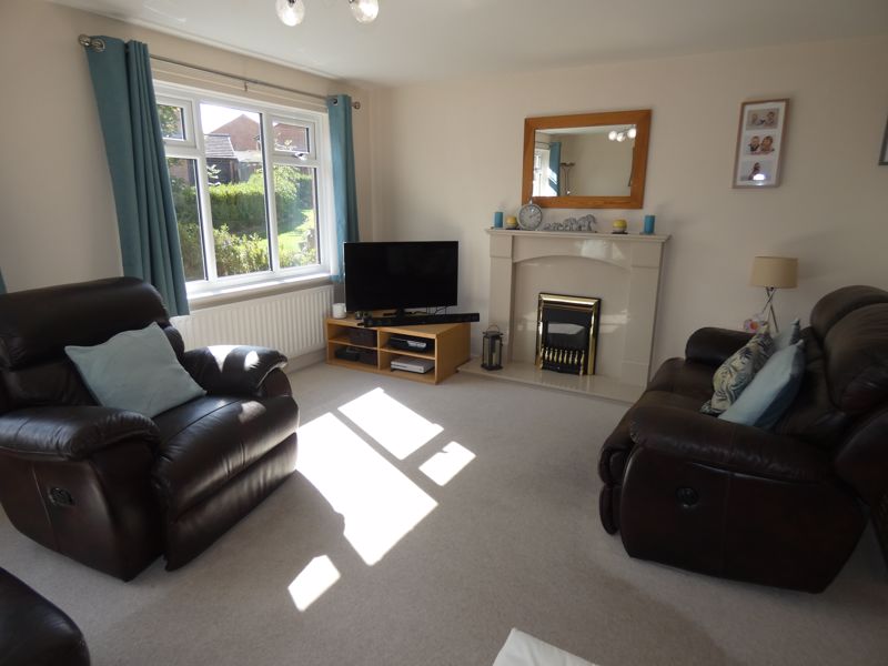 Lounge- click for photo gallery